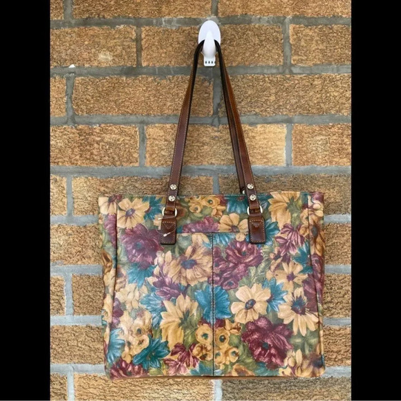 PATRICIA NASH FRESCO BOUQUET SOLARO
LEATHER TOTE - Picture 11 of 16